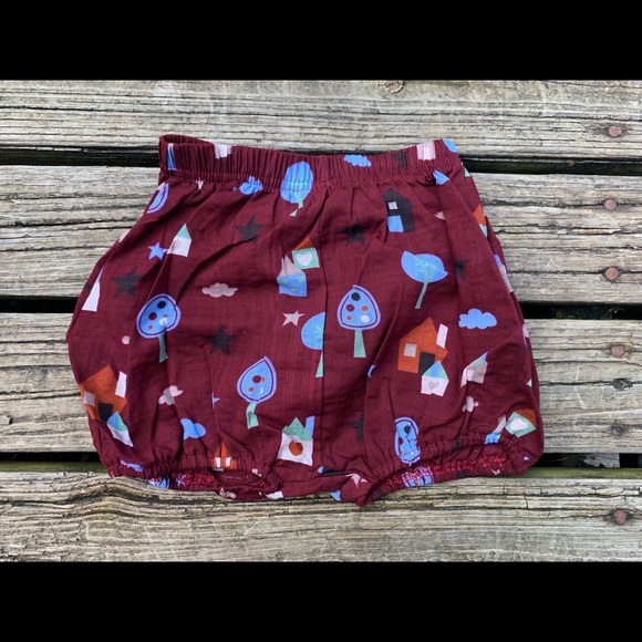 Spring Shorts - Picture 1 of 3